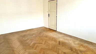 Pronájem hezkého bytu 2+1 o výměře 70 m² v centru Hradce Králové – Břetislavova 