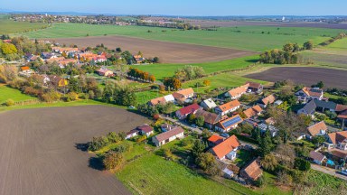 Útulný rodinný dům s chalupářským rázem – Stará Skřeň, Nový Bydžov