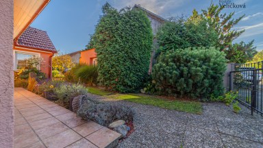 Útulný rodinný dům s chalupářským rázem – Stará Skřeň, Nový Bydžov