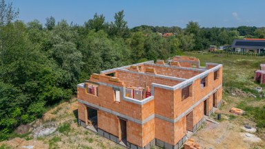 Novostavba moderního rodiného domu o dispozici 4+kk v klidné obci Dříteč u Pardubic