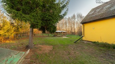 Stavební pozemek o výměře 1291 m2, Stěžírky - Hradec Králové