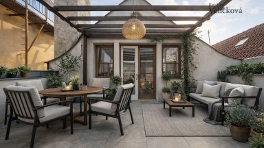 Prodej výjimečného bytového domu v historickém srdci Hradce Králové – Tomkova ulice