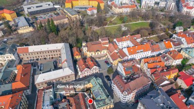 Prodej výjimečného bytového domu v historickém srdci Hradce Králové – Tomkova ulice