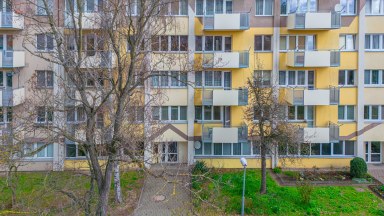 Prodej prostorného bytu 4+1 k rekonstrukci na Slezském Předměstí v Hradci Králové - ulice Severní