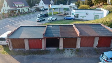 Prodej zděné garáže 16 m² s elektřinou a vlastním pozemkem, Úpice – ul. Palackého U benzinové pumpy