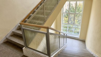 Pronájem prostorného bytu 2+1 o výměře 70 m² v centru Hradce Králové – Břetislavova 
