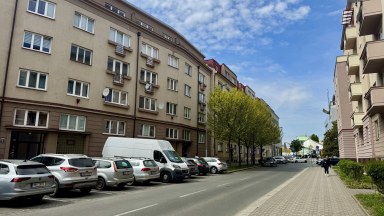 Pronájem prostorného bytu 2+1 o výměře 70 m² v centru Hradce Králové – Břetislavova 