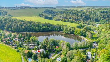 Rekreační areál u Seče s kapacitou až 61 osob a pozemky 5 222 m²