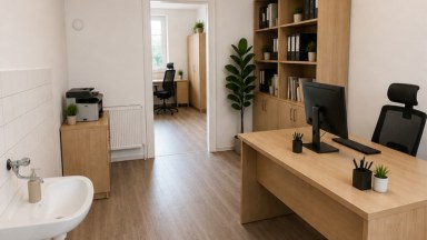 Pronájem nebytových prostor - kanceláře v Hradci Králové v centru města v domě U Švagerků (37,3m2)