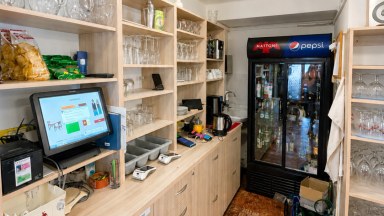 Pronájem vybavené restaurace se zahrádkou a tanečním sálem (329m2)