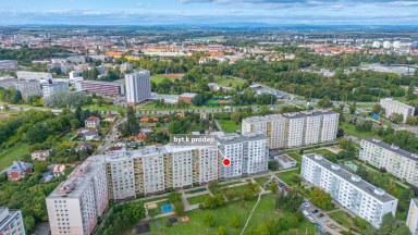 Prodej prostorného bytu 3+kk po rekonstrukci se dvěma lodžiemi – Durychova, Hradec Králové