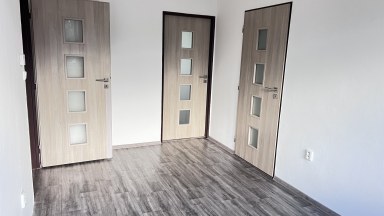 Pronájem prostorného bytu 2+1, 85 m², Olešnice u Chlumce nad Cidlinou