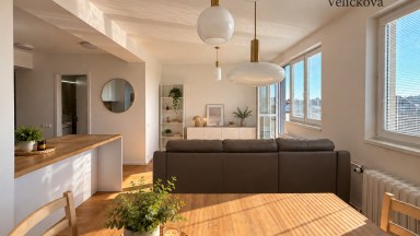 Pronájem moderního bytu 3+kk 70 m² s výjimečnou terasou 88 m²  | Hradec Králové, Dukelská třída